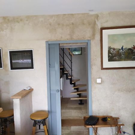 Petit Saint Hubert 1 A 4 Personnes Bed and Breakfast Velles  Εξωτερικό φωτογραφία