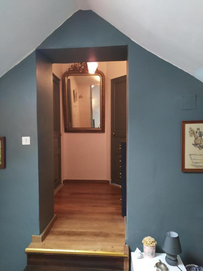 Petit Saint Hubert 1 A 4 Personnes Bed and Breakfast Velles  Εξωτερικό φωτογραφία