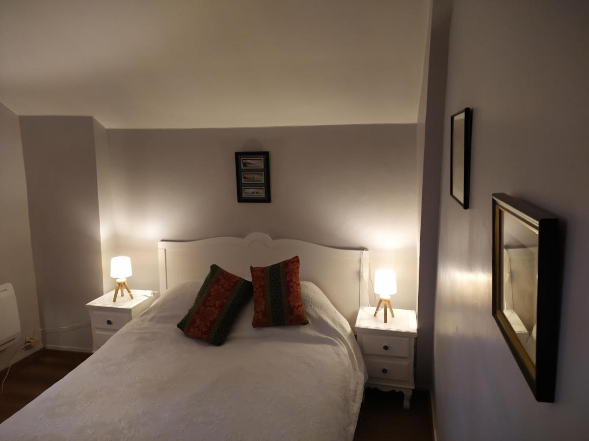 Petit Saint Hubert 1 A 4 Personnes Bed and Breakfast Velles  Εξωτερικό φωτογραφία